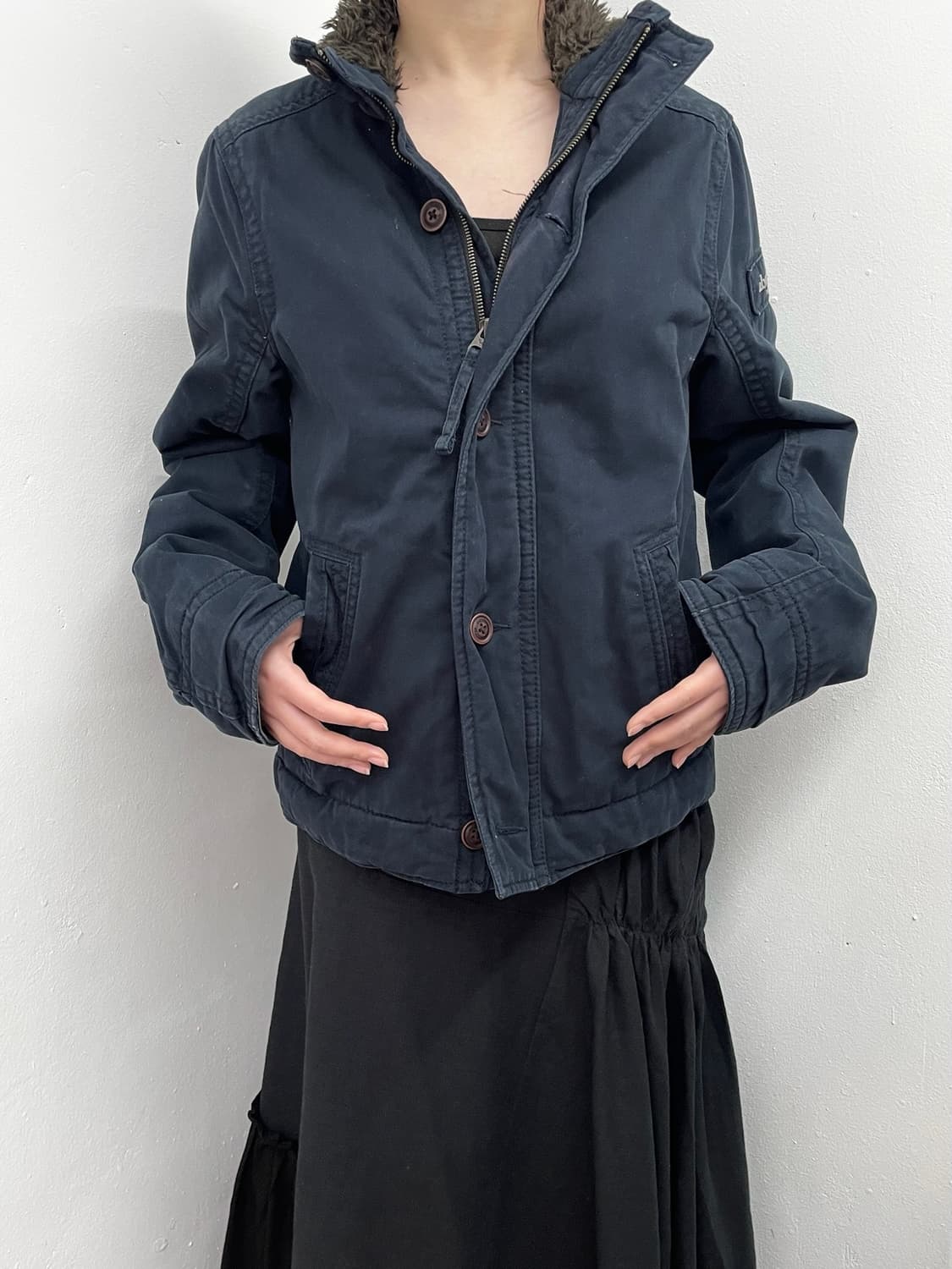 블랙 언발 셔링 스커트 상품이미지5