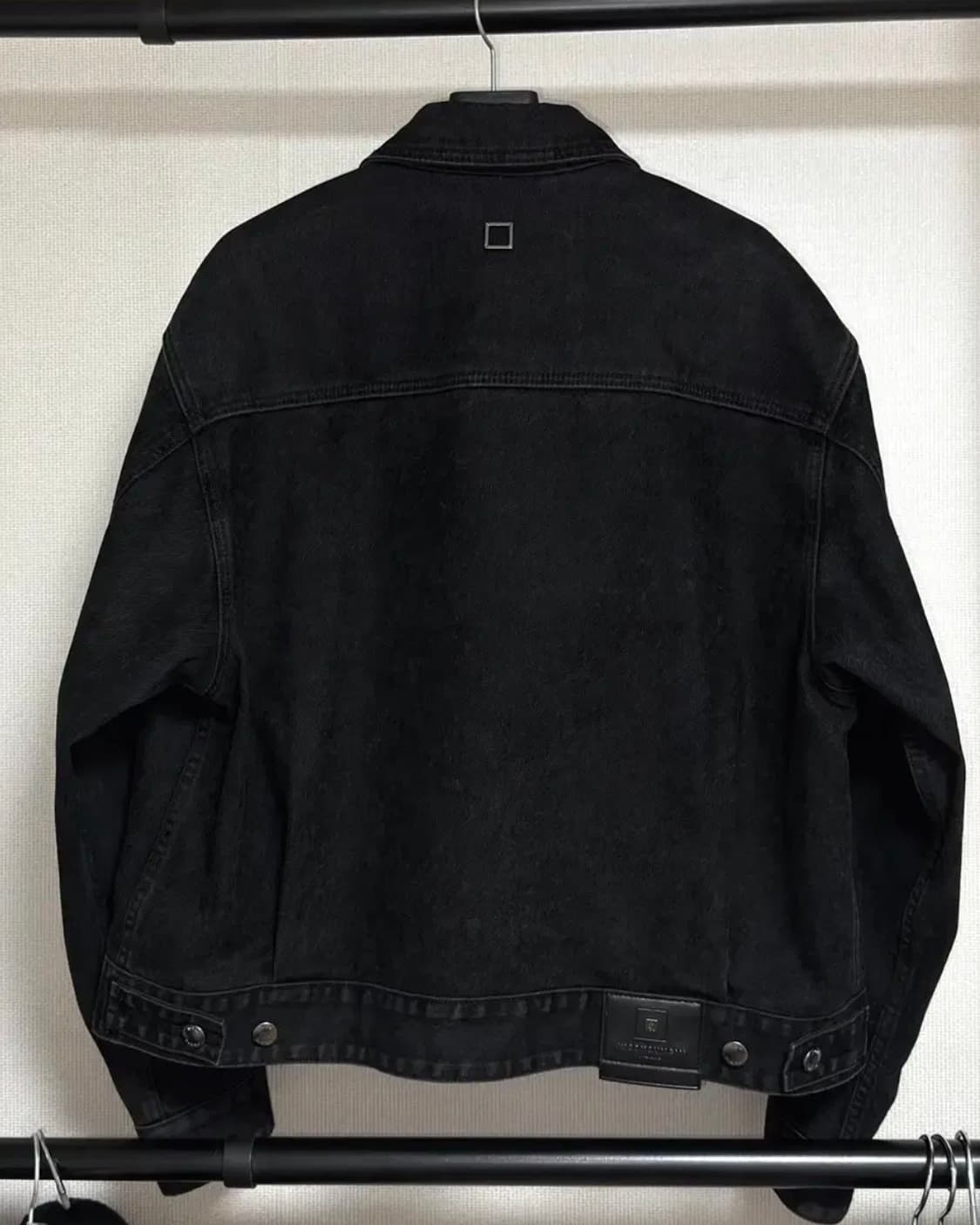 우영미 24fw 블랙 데님자켓 상품이미지2