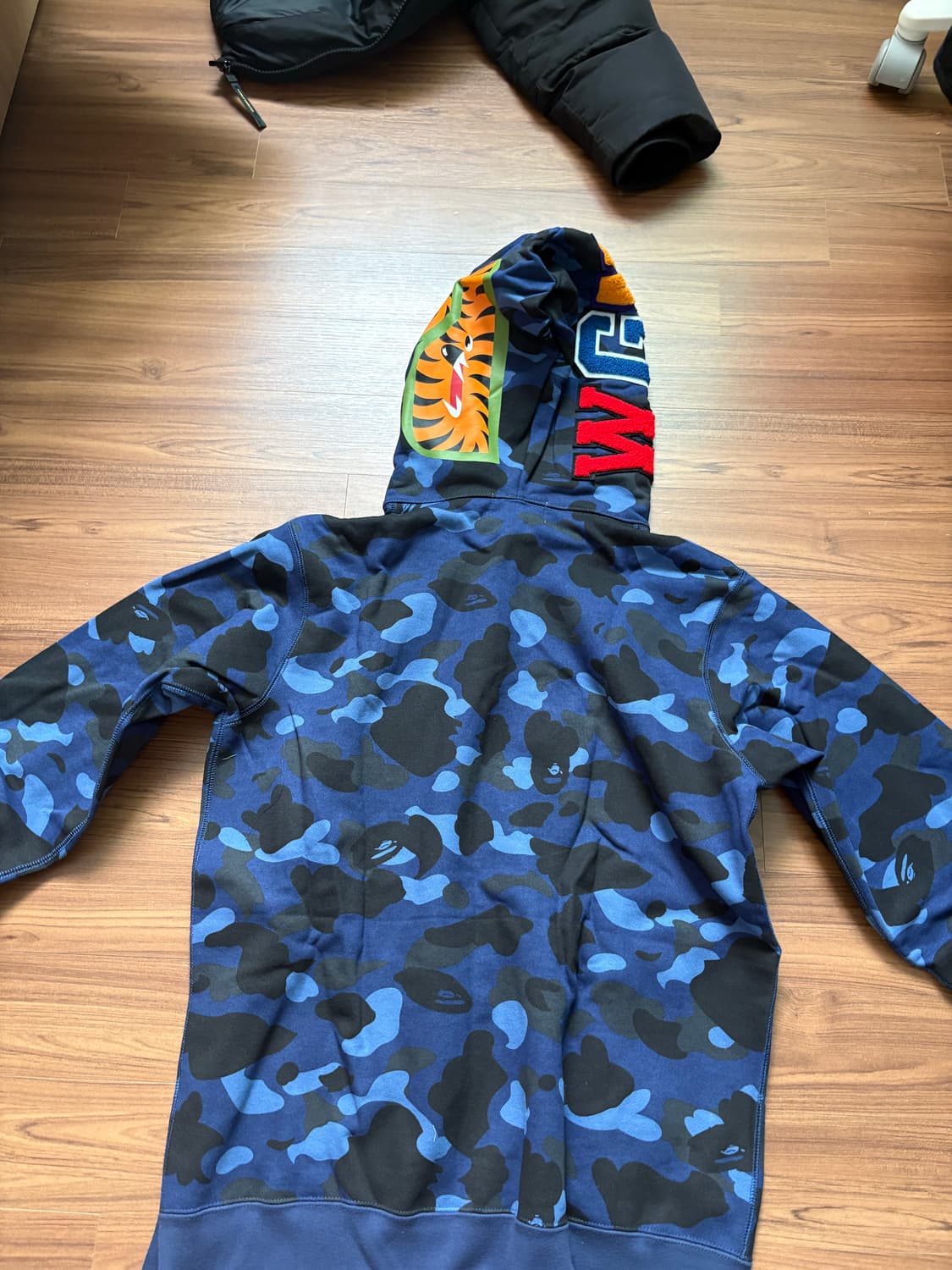 베이프 샤크후드 청계 새상품 상품이미지3