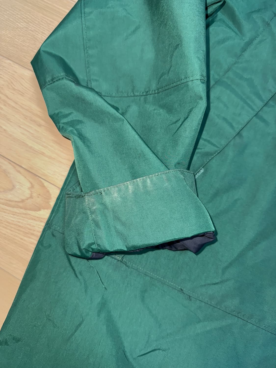 노스페이스 바람막이 M 상품이미지3