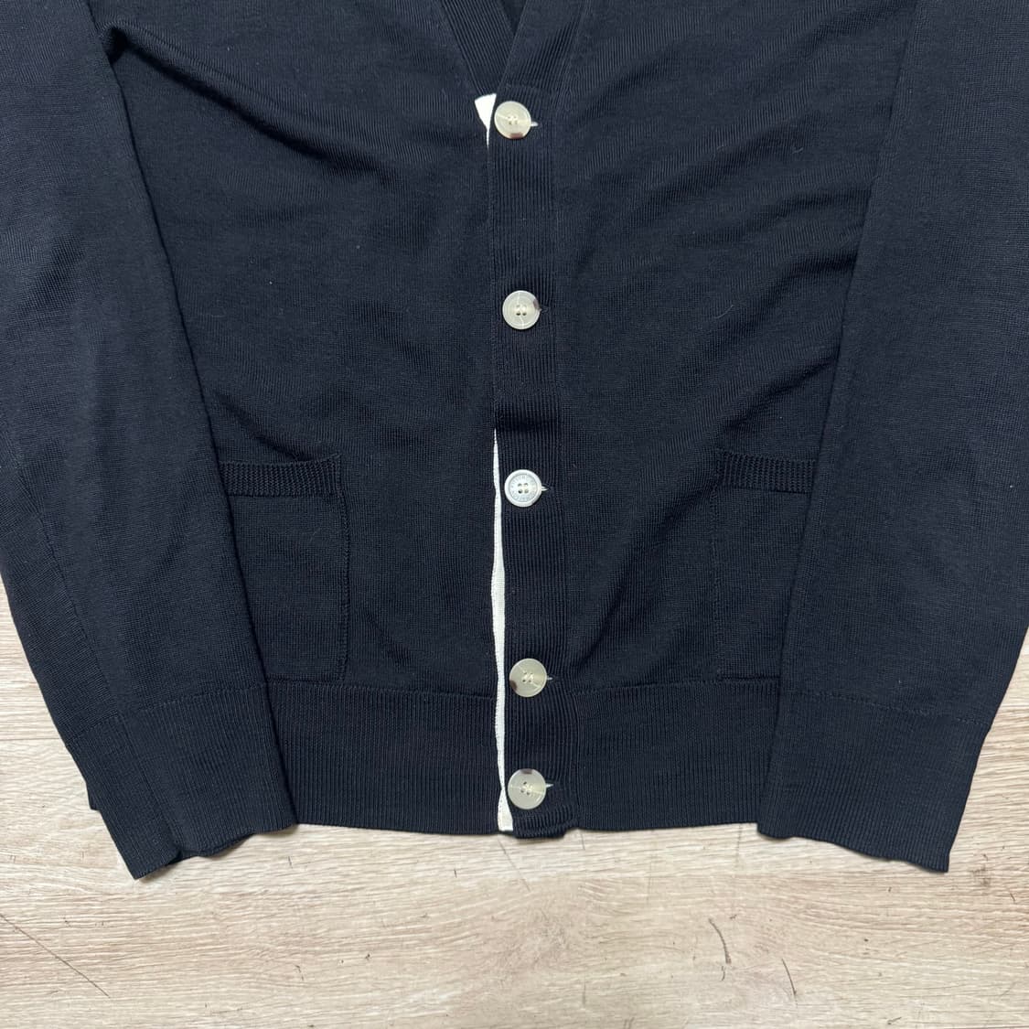 메종키츠네 스몰로고 니트 가디건 상품이미지4