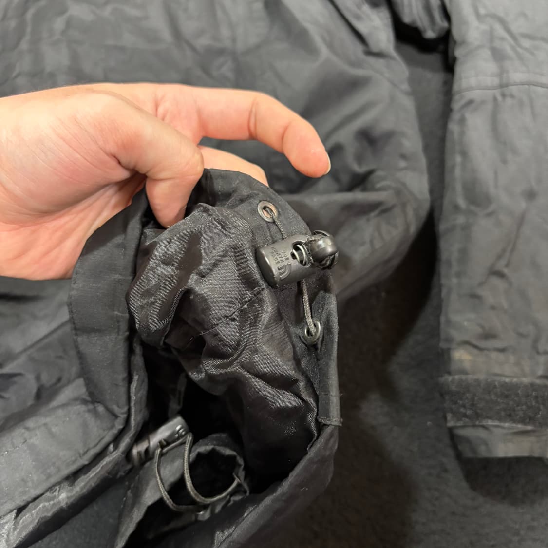 95-100 노스페이스 블랙 써밋시리즈 고어텍스 바람막이 상품이미지4