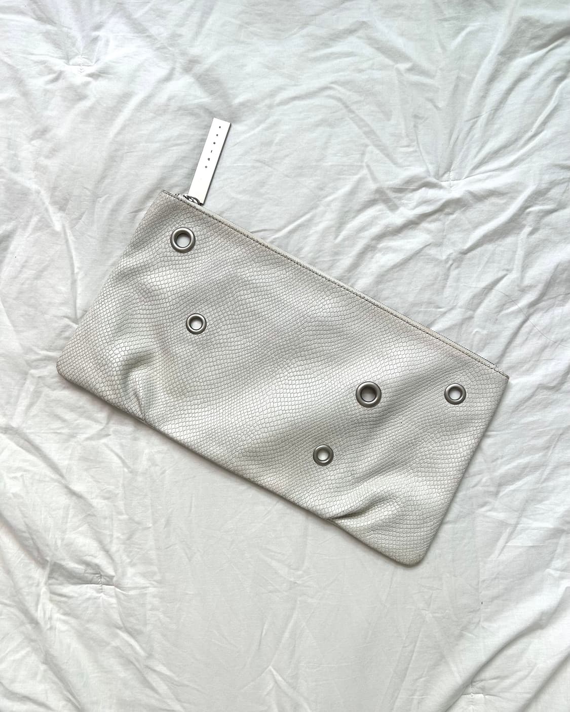 White eyelet clutchbag 상품이미지4