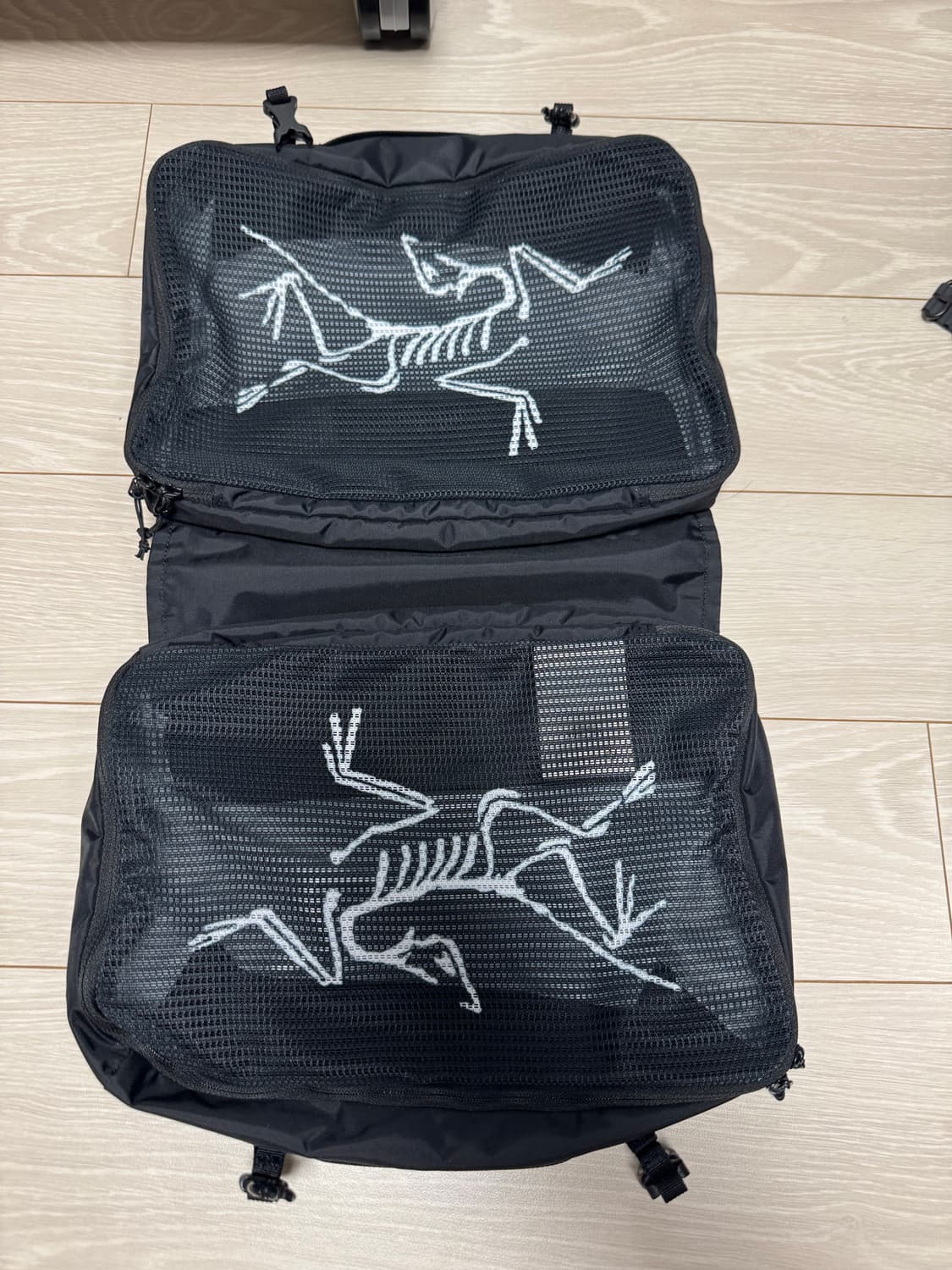 아크테릭스 인덱스기어 오거나이저 블랙 M 상품이미지3