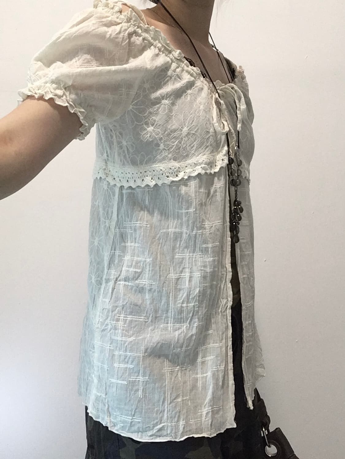 jpn vintage ivory floral off shoulder bl 상품이미지4