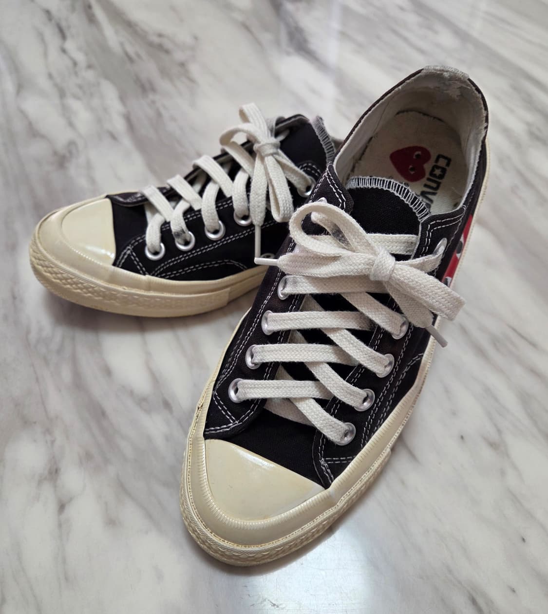 꼼데가르송  x 컨버스  로우 스니커즈 상품이미지1