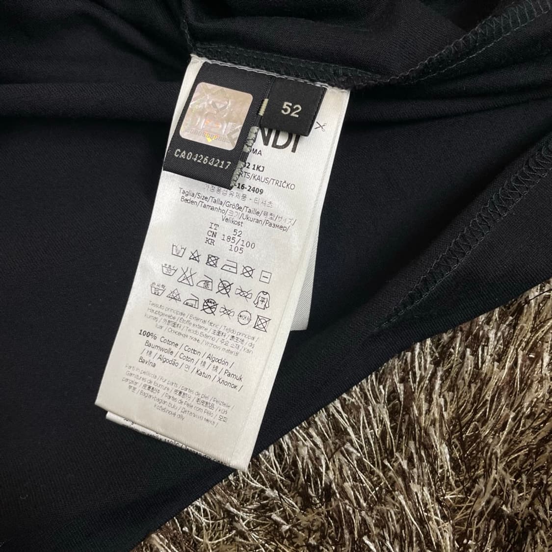 펜디 FENDI 블랙 Light Bulb 반팔 티셔츠 52 상품이미지4