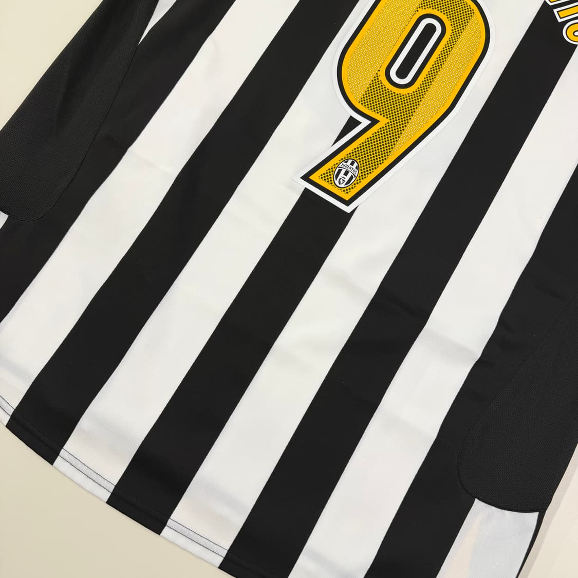 05-06 유벤투스 홈 즐라탄 이브라히모비치 유니폼 상품이미지3