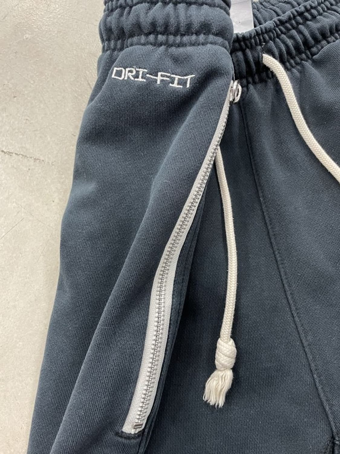 나이키 드라이핏 스탠다드 팬츠 M 상품이미지4