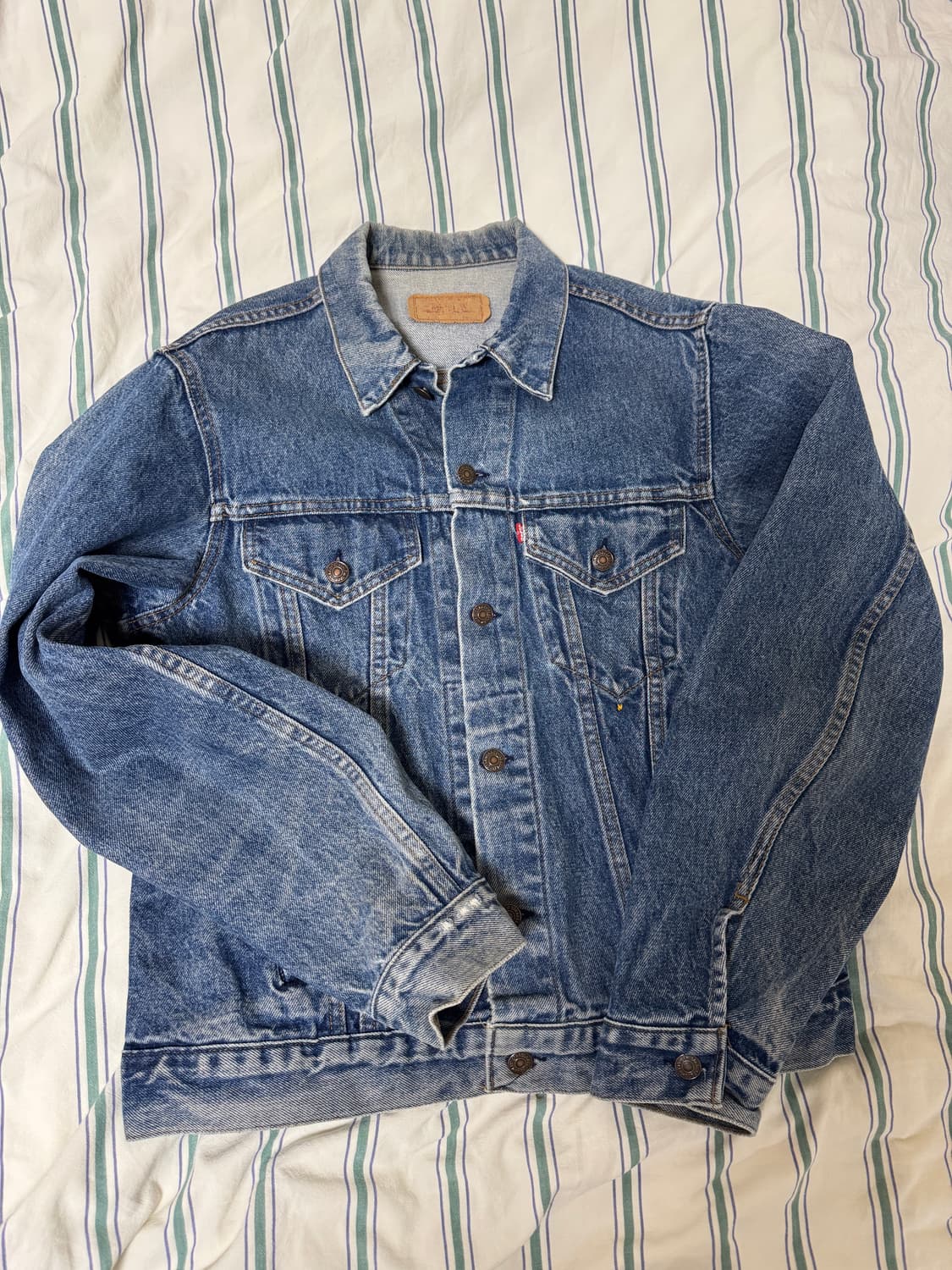 [Made in USA] 80s 리바이스 지쟌 3세대 트러커 데님 자켓 상품이미지1