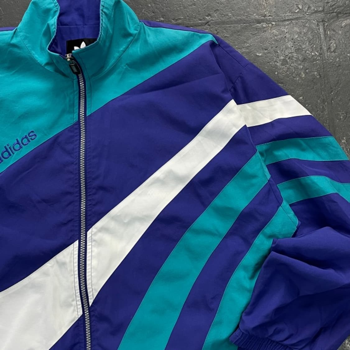 100 아디다스 올드스쿨 바람막이  상품이미지2