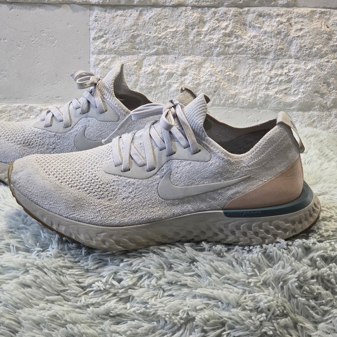 6q-3:나이키 에픽 리액트 플라이니트 오트밀 (26cm) 상품이미지2