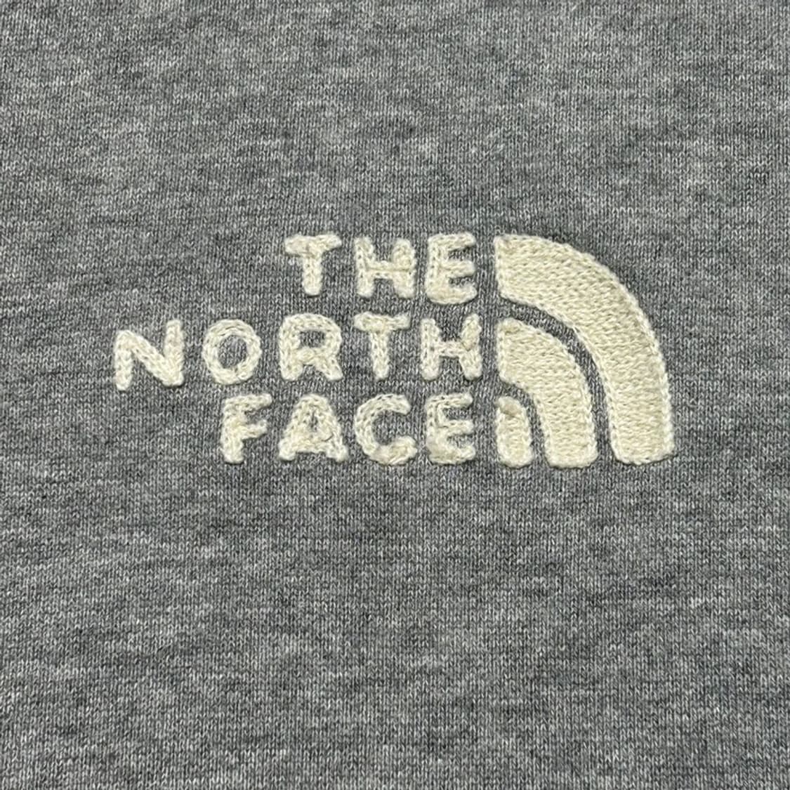 THE NORTH FACE 엠브로이더드 맨투맨 그레이 XL 상품이미지2