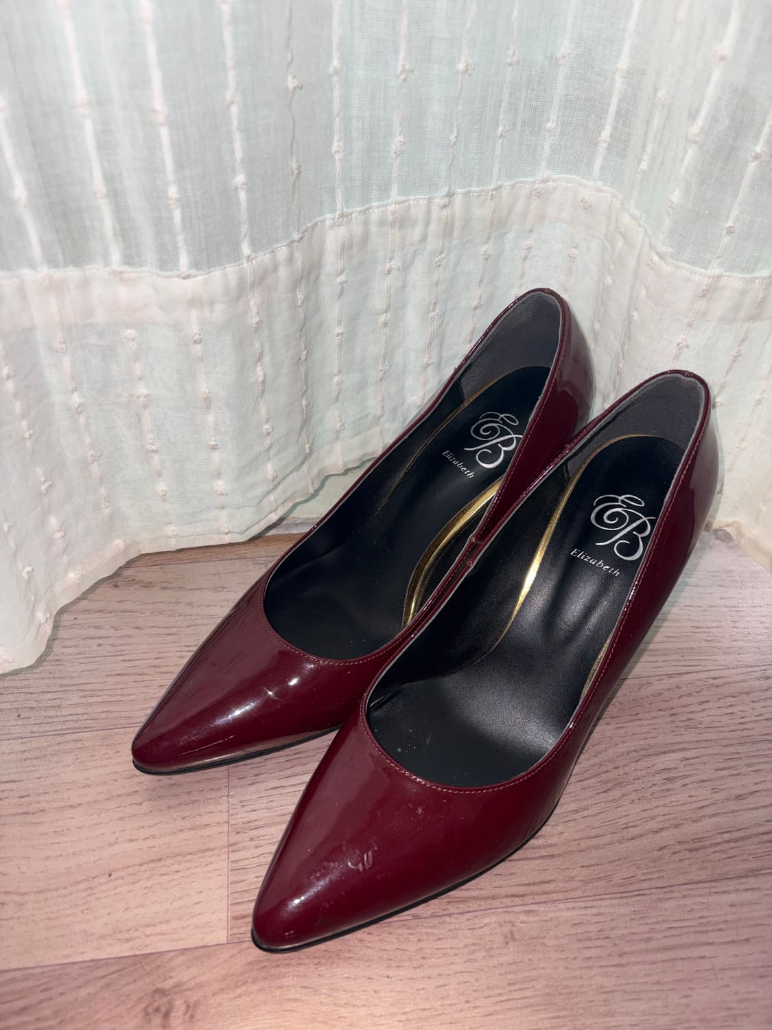 버건디 레드 스텔레토 힐 상품이미지1