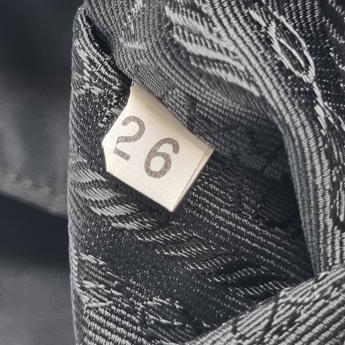 프라다 나일론 메신저백 크로스백 남녀공용 (상급, 개런티카드, 주우재백) 상품이미지10