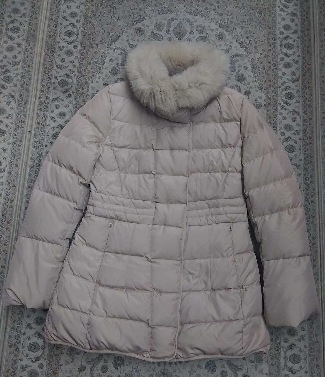 지고트 퍼 후드 패딩 (허리끈분실) 상품이미지1