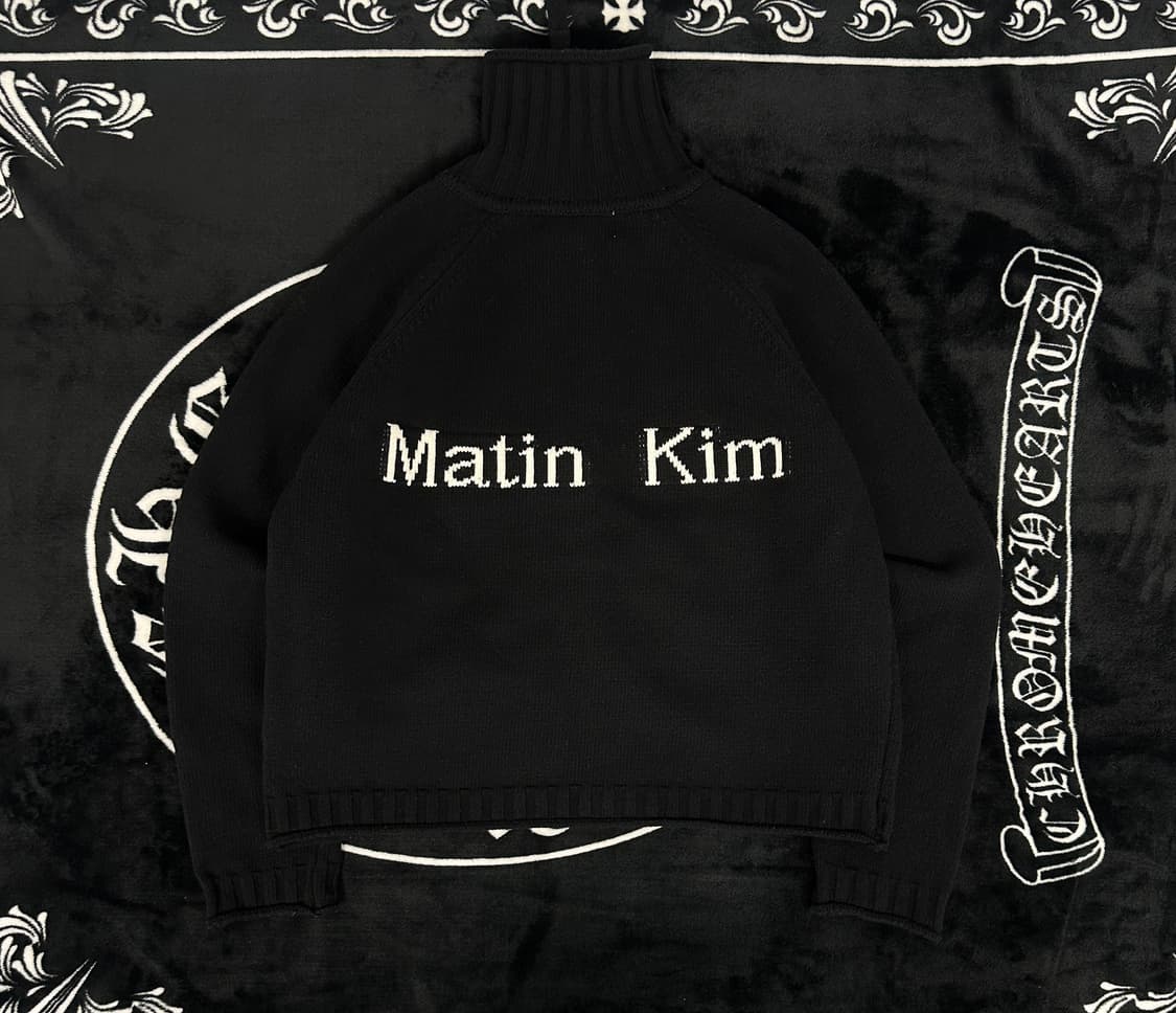 마뗑킴 백로고 하이넥 니트 집업 (m) 상품이미지1