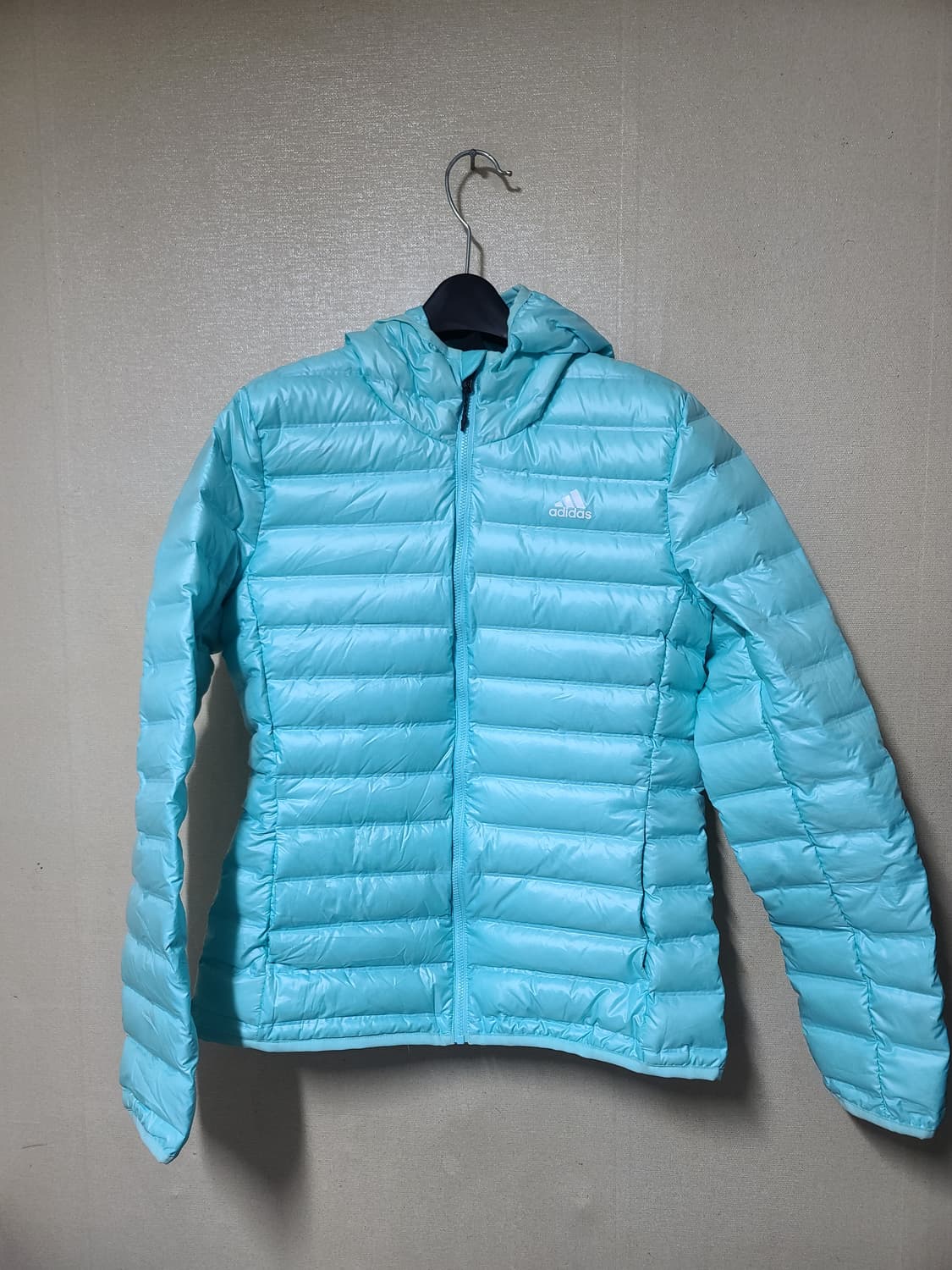 아디다스 초경랑 다운패딩 상품이미지1