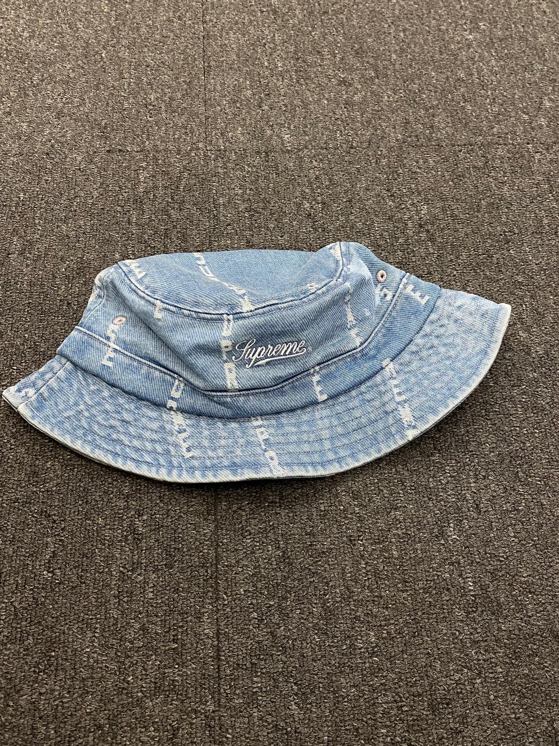 슈프림 자카드 데님 버킷햇 상품이미지1