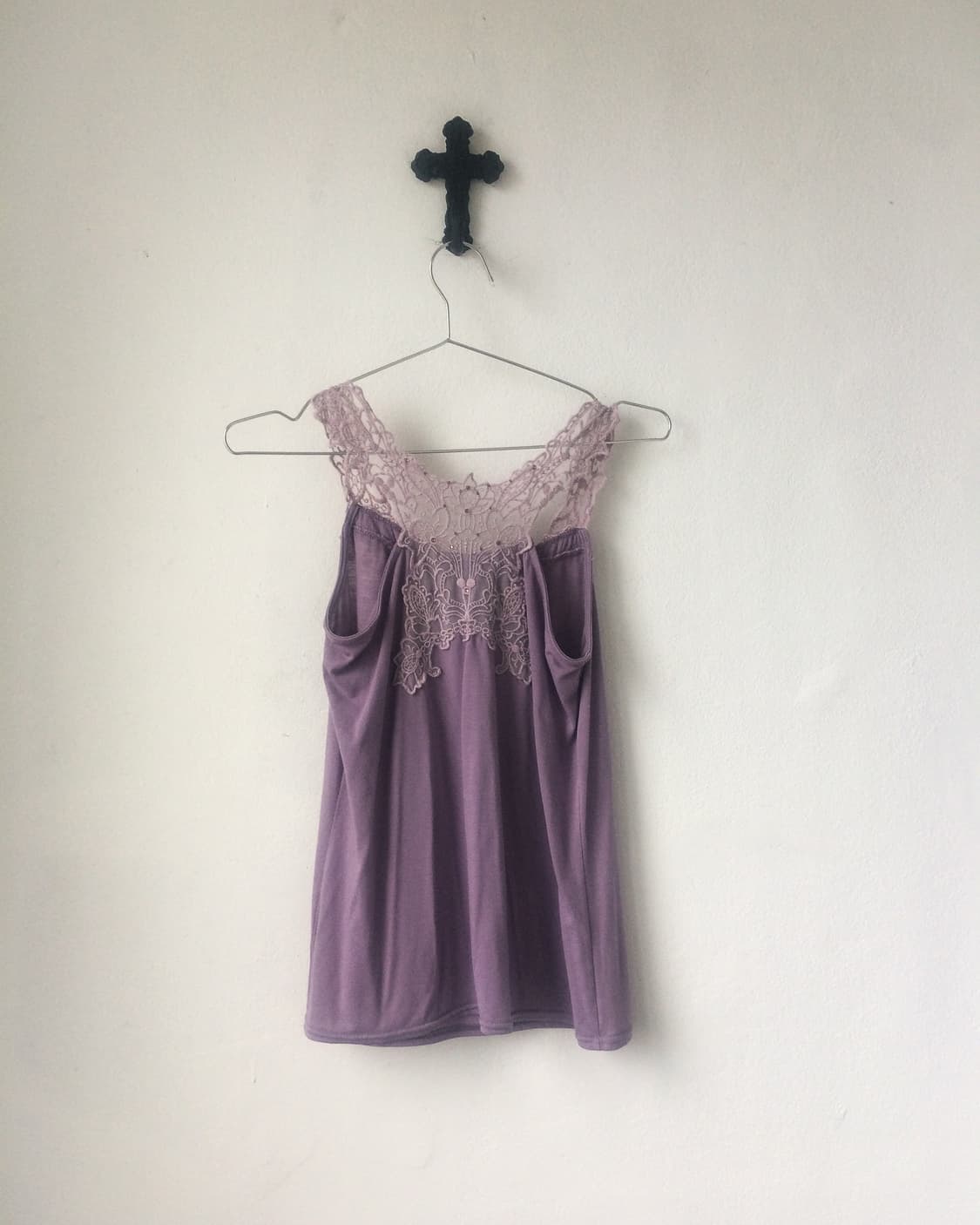 Back lace point sleeveless 상품이미지1