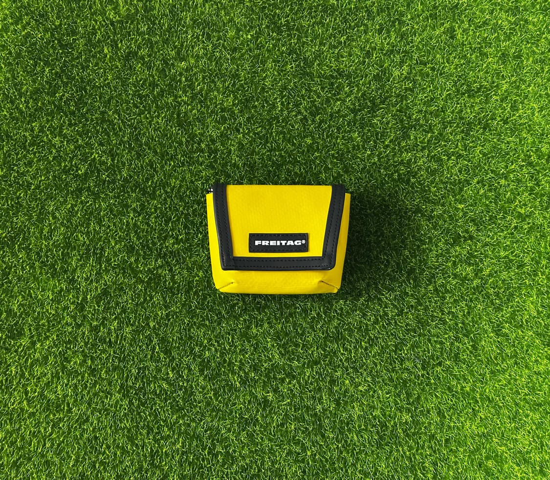 [새상품] 프라이탁 희귀 옐로우 미니 키링 #에어팟키링파우치 상품이미지1