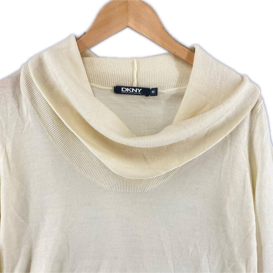 DKNY Cawl Neck Sweater 상품이미지2