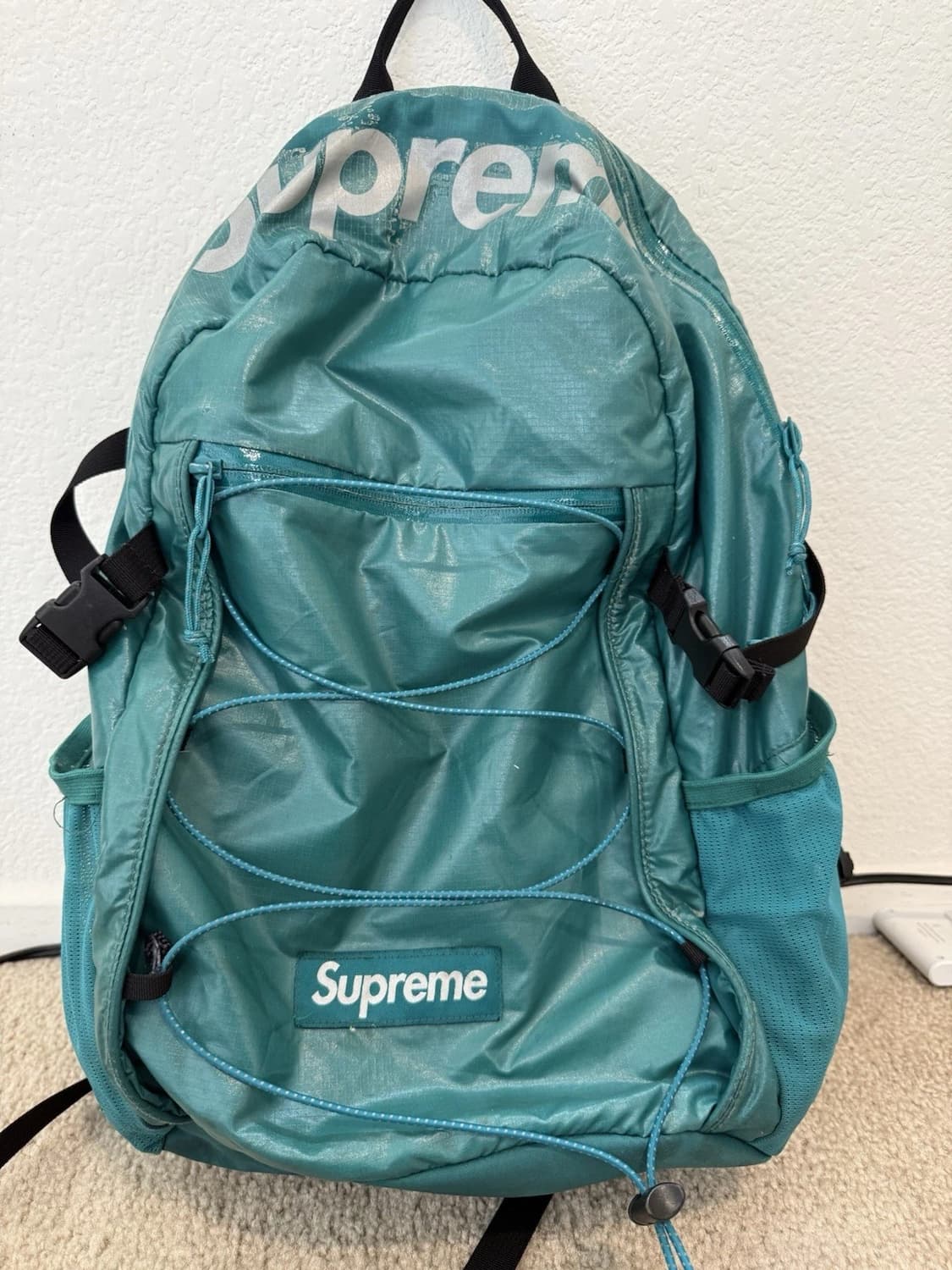 17FW 슈프림 백팩 다크 틸 상품이미지1