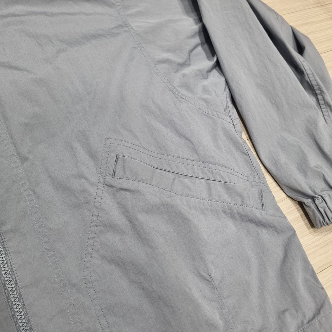 유니클로 U 후드 블루종 바람막이 L 상품이미지2