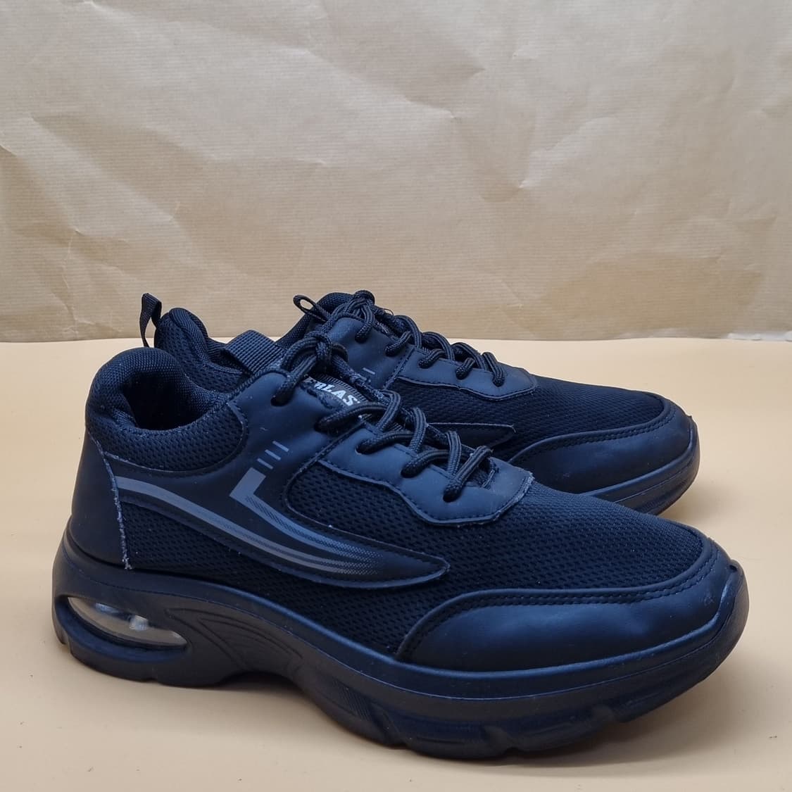 에버라스트 운동화255. 상품이미지1