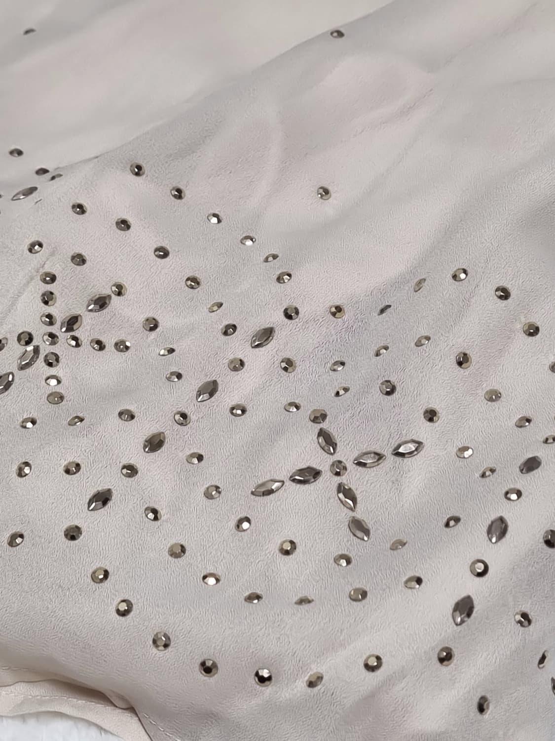 axes femme 엑시즈팜 아이보리 비즈 장식 블라우스 미니 원피스 상품이미지4