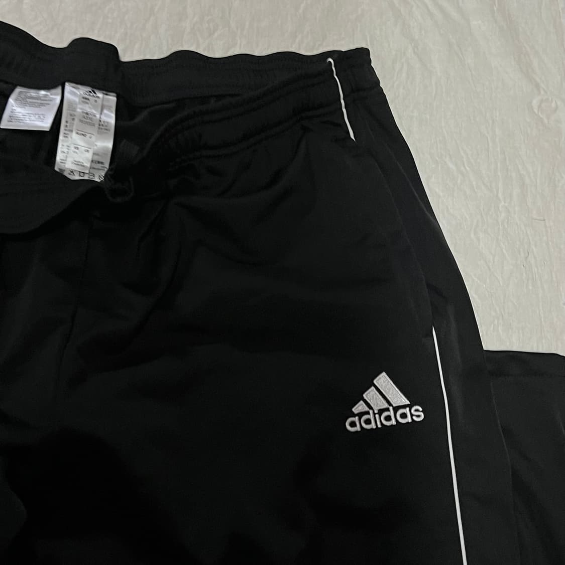 아디다스 코어 트랙팬츠 3XL 상품이미지3