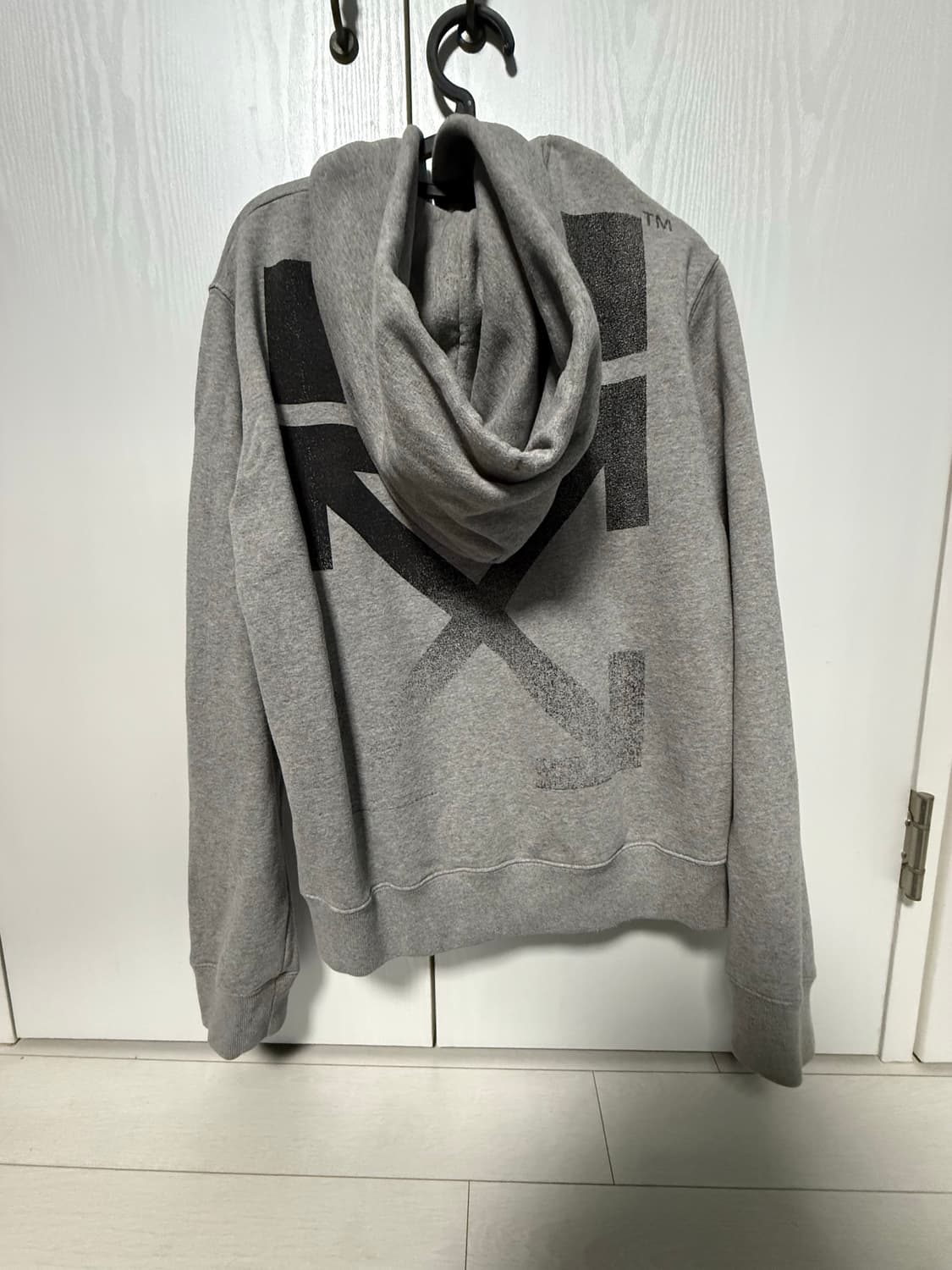 오프화이트 기모 후드티 디그레이 판매합니다  상품이미지2