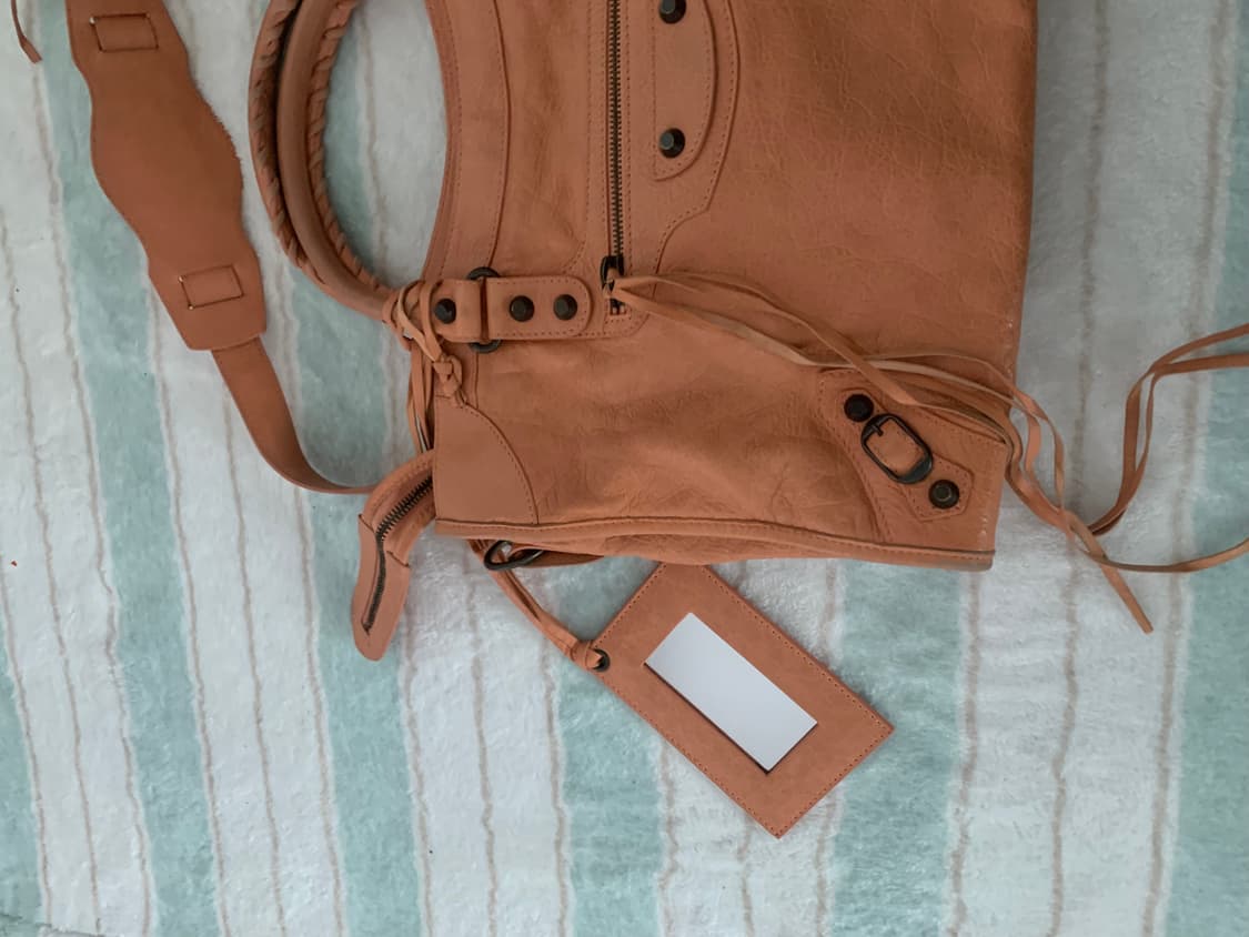 발렌시아가 시티백 미듐 르시티 모터백 상품이미지6