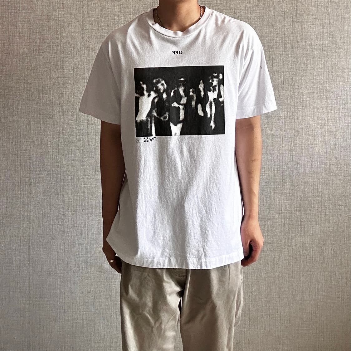 Off-White 스프레이 페인팅 오버 반팔 티셔츠 상품이미지3