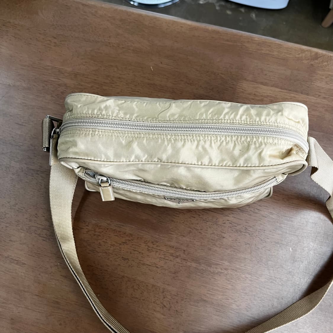 프라다 나일론 크로스백 상품이미지4