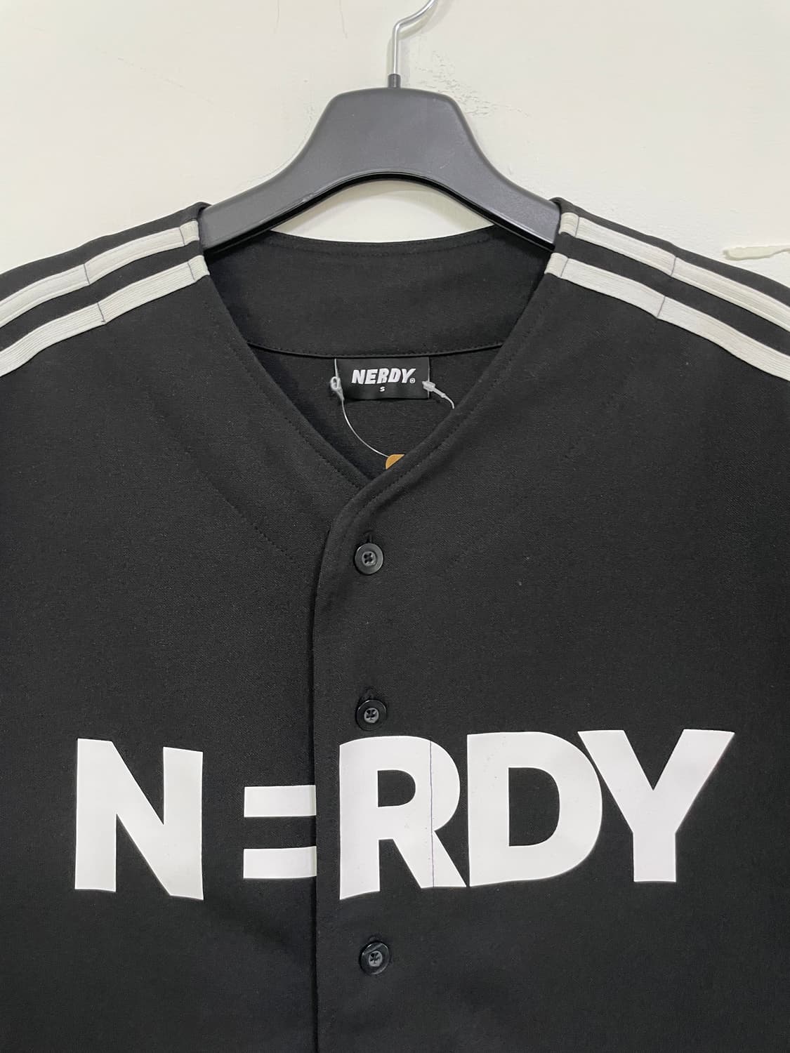 널디 베이스볼 반팔 셔츠 블랙 상품이미지4