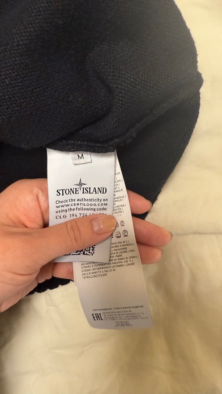 스톤아일랜드 블랙 니트 스웨터 미듐 완전깨끗함 상품이미지4