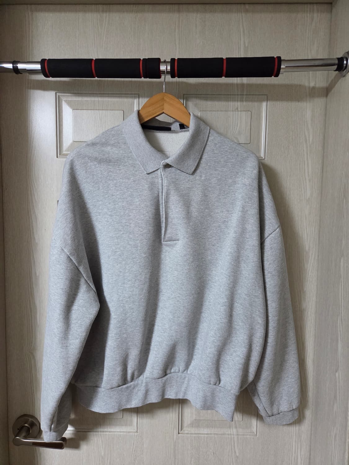 에센셜 롱 슬리브 폴로 라이트 헤더 그레이 24ss 상품이미지1