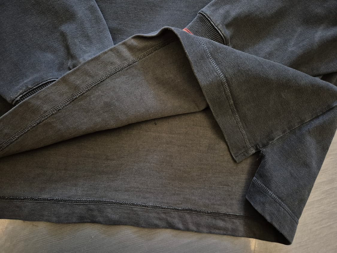 90s C.P COMPANY faded sweat shirts 상품이미지6