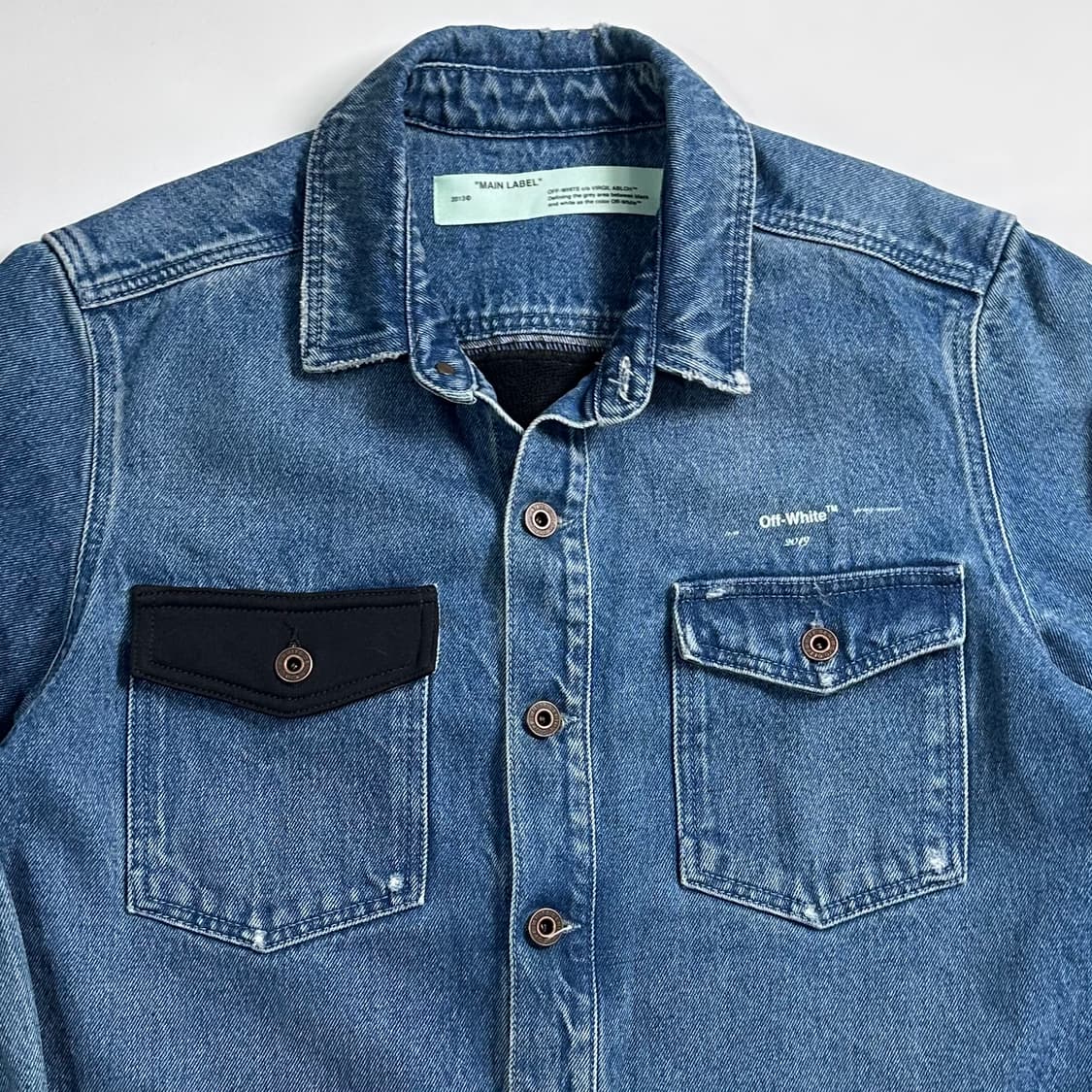 오프화이트 데님 셔츠 자켓 상품이미지2