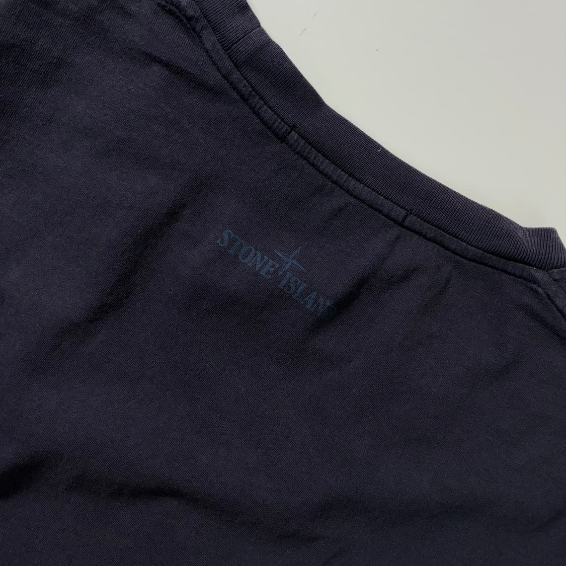 Stone island  스톤아일랜드 컴파스 로고 프린팅 네이비 반팔티  상품이미지4