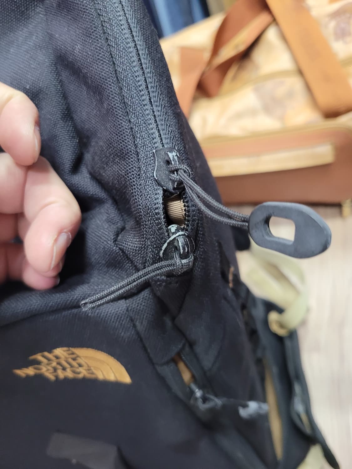 노스페이스 블랙 백팩 가방 (ARCO 35) 상품이미지6