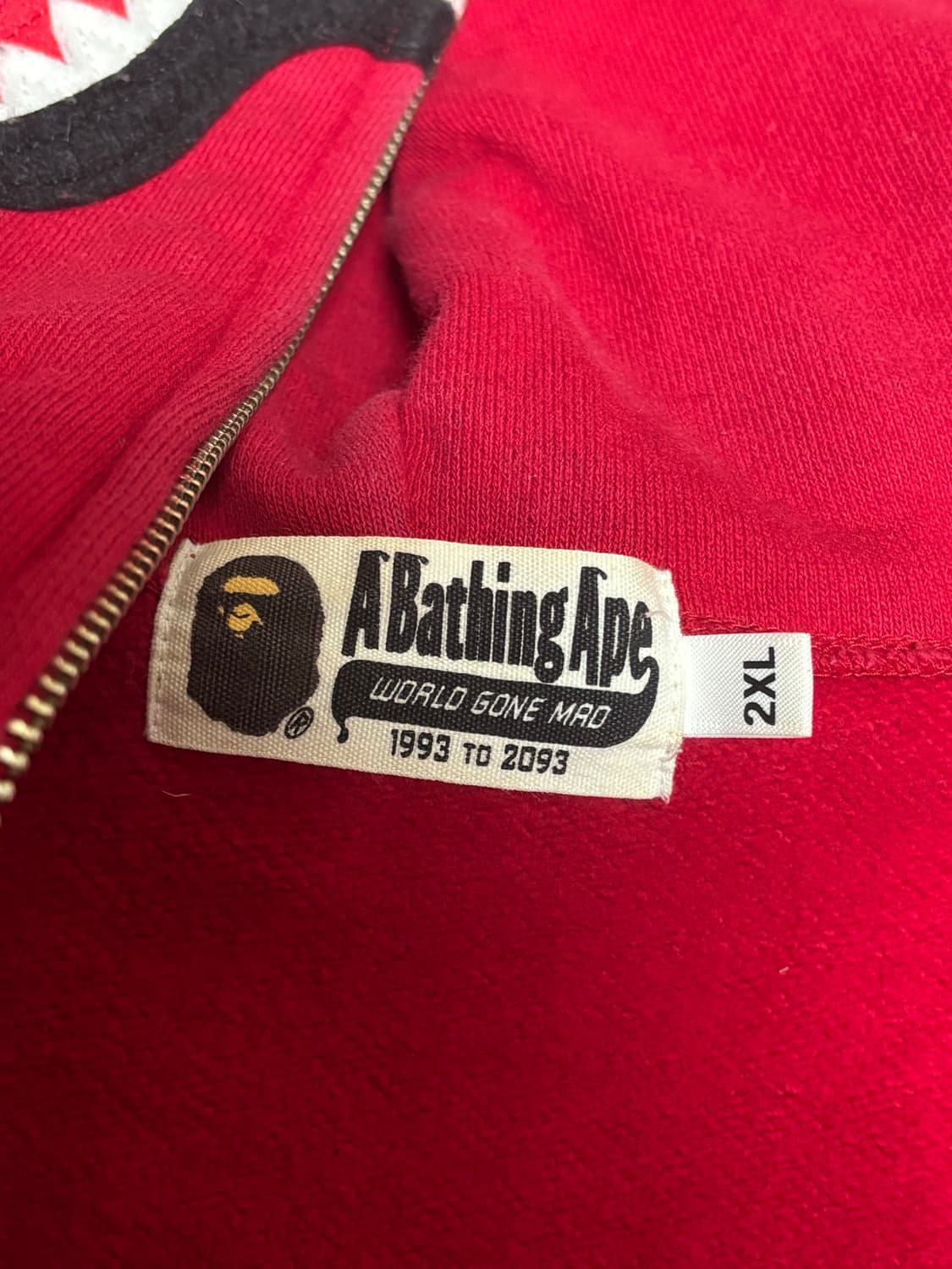 베이프 정품 파리 컬렉션 한정판 샤크 풀집 후드집업 상품이미지3