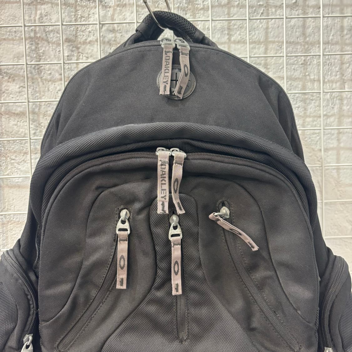 오클리 아카이브 테크니컬 3zip 블랙 백팩 OS 상품이미지3