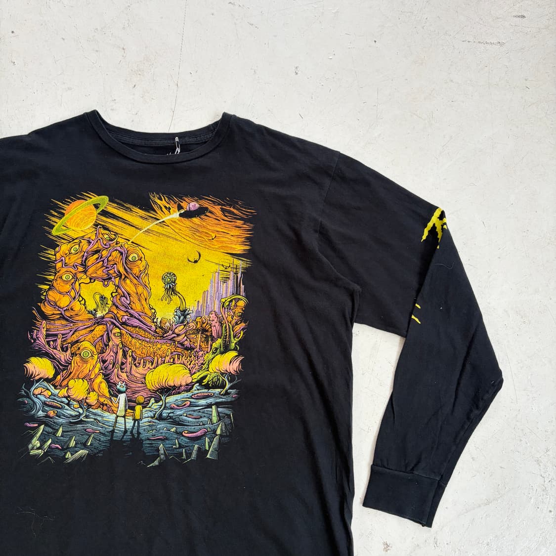 릭앤모티 오피셜 빈티지 롱슬리브 XL 상품이미지2