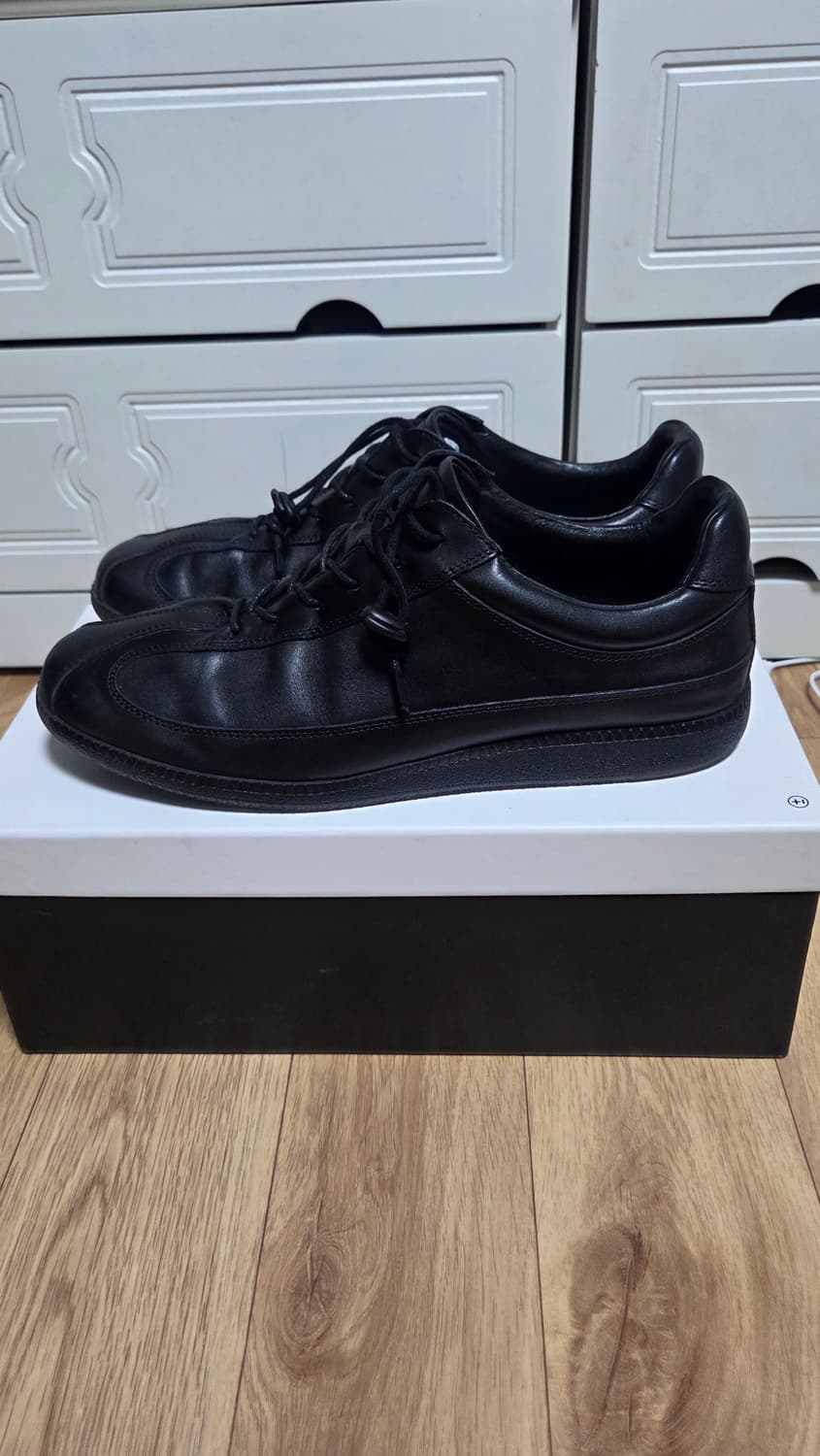 페몬트 드레스 블랙 스니커즈 285 풀박스 구동화 상품이미지5