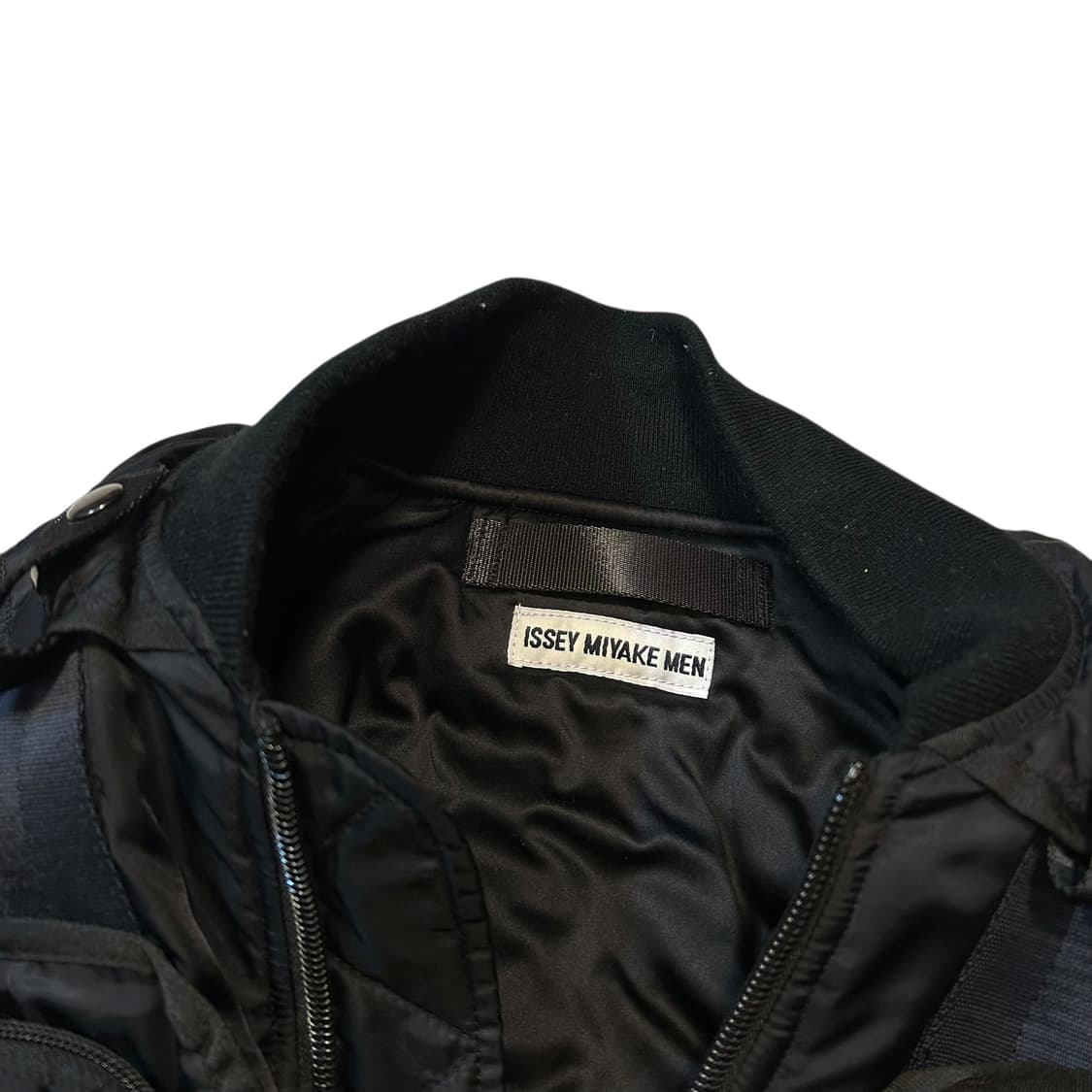 이세이미야케 맨 1996fw 카고 봄버 자켓 상품이미지3