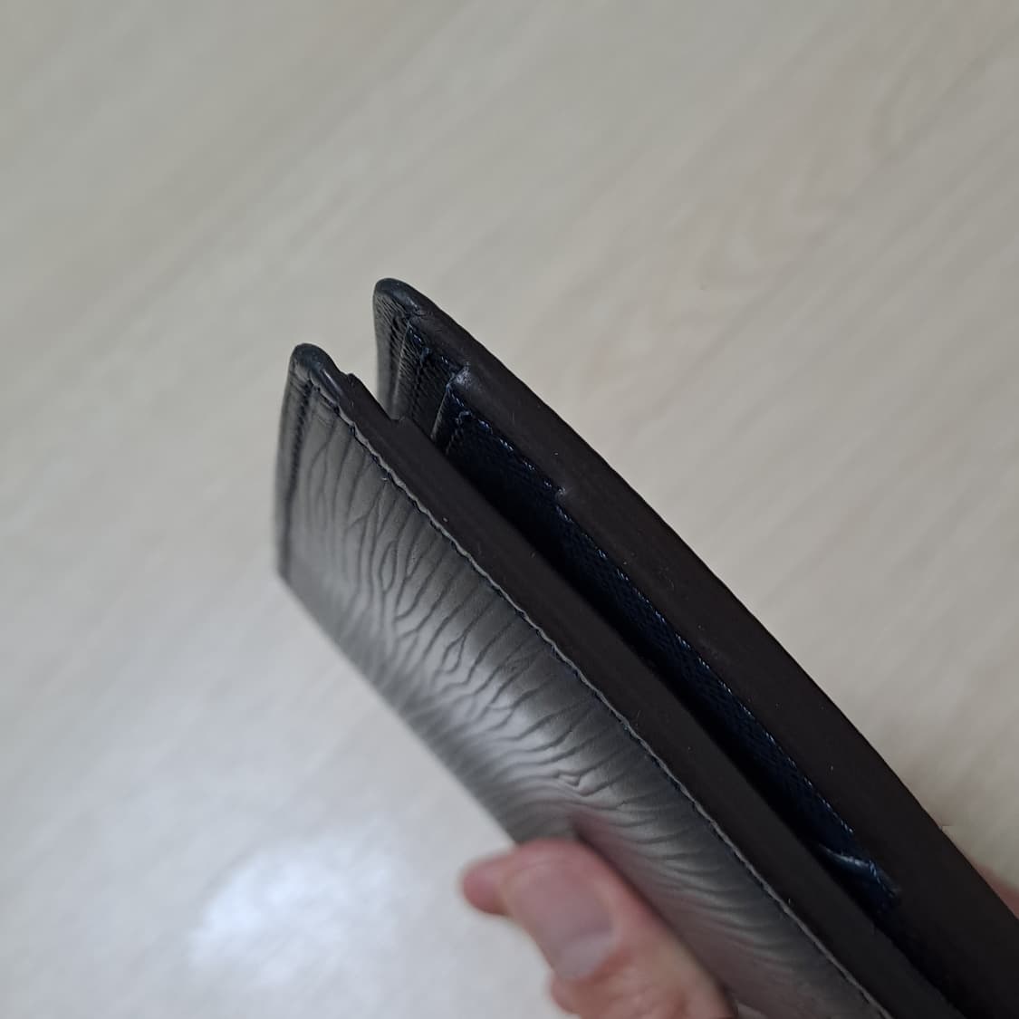 [100%/정품] 루이비통 에피 반지갑 네이비,루이비통지갑,루이비통반지갑 상품이미지8