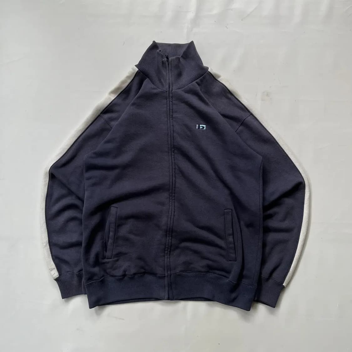 비치 스케이트보드 트랙 자켓 블랙 상품이미지1