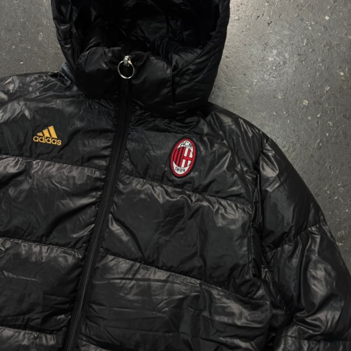 100 아디다스 AC밀란 패딩 상품이미지2